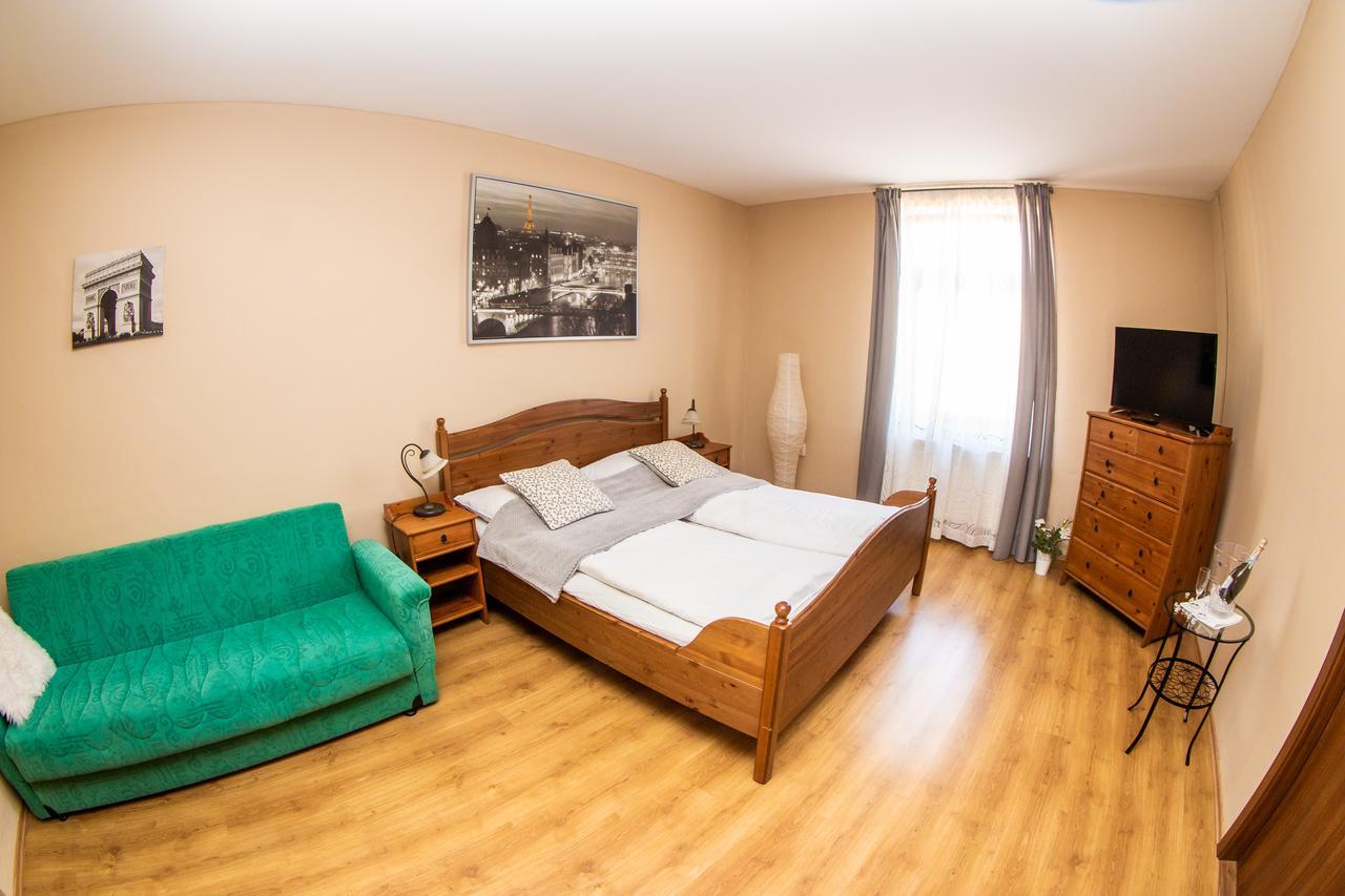 Apartman U Krale Komenskeho Jičín Dış mekan fotoğraf